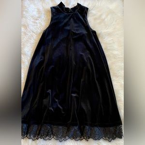 GB girls black velvet lace dress🖤